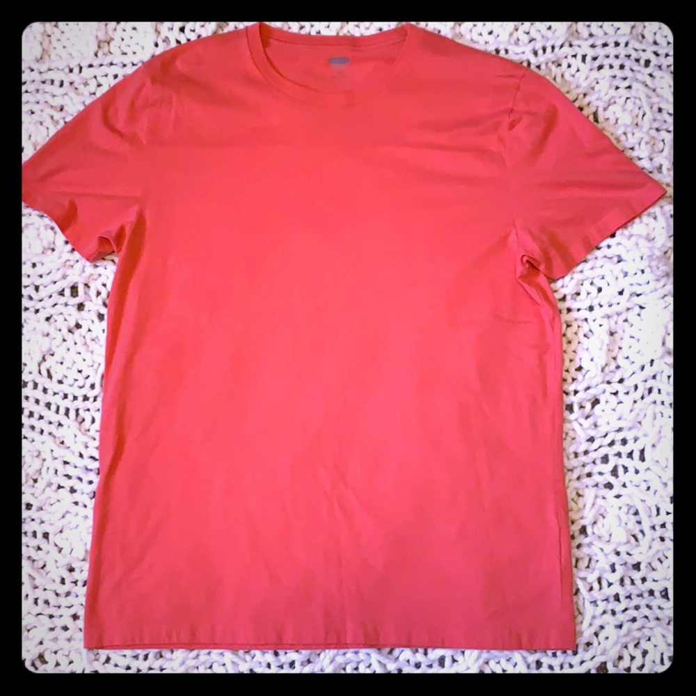 Old Navy T-Shirt